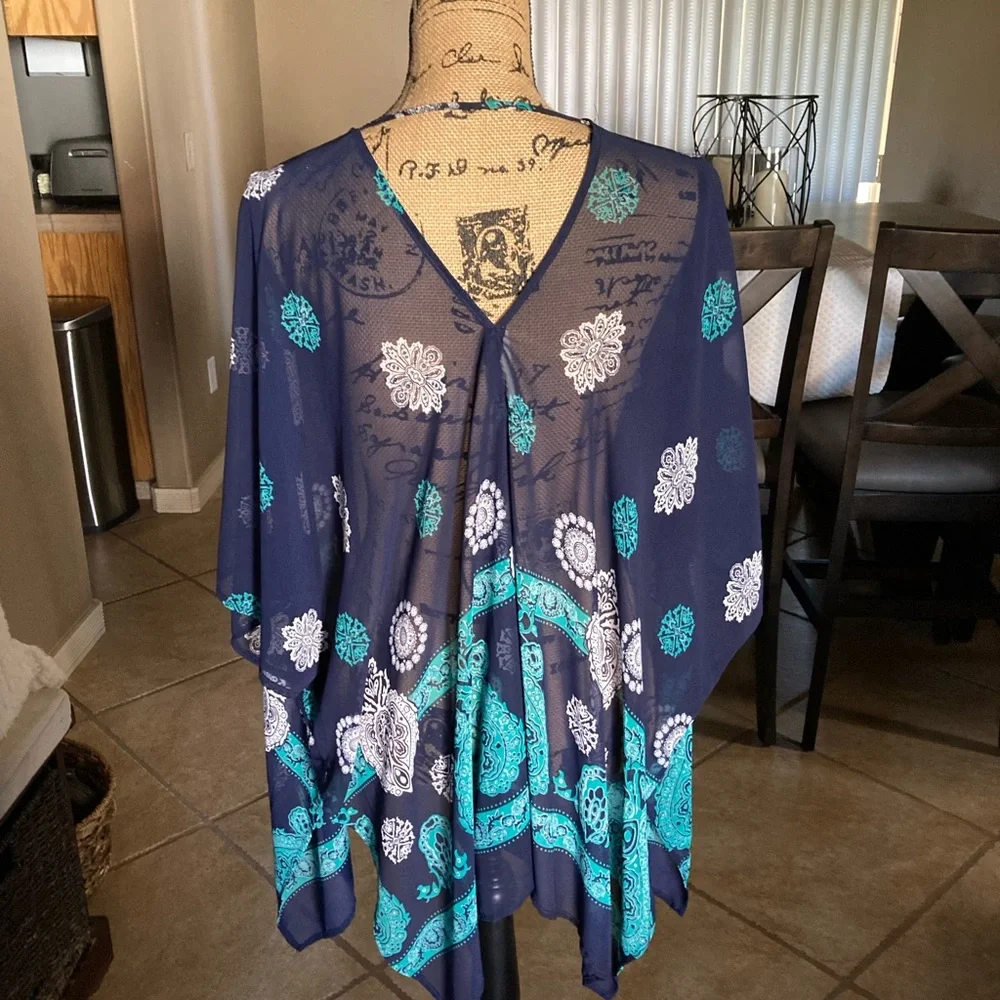Kimono - Picture 1 of 5